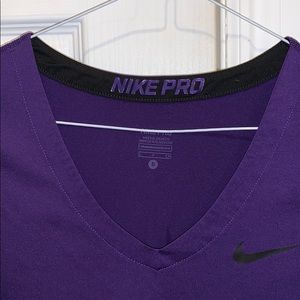 size small Nike v neck exercise shirt Dri-fit